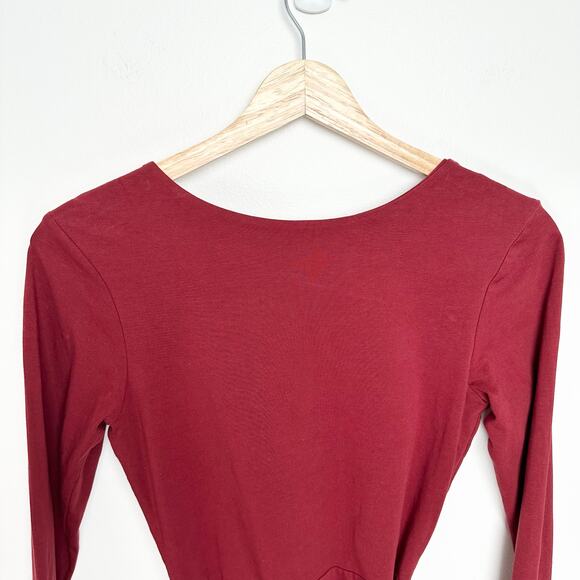 Pact Fit and Flare Skylar Ballet Tie Waist Dress Organic Cotton | Red | SZ XS - Picture 6 of 10